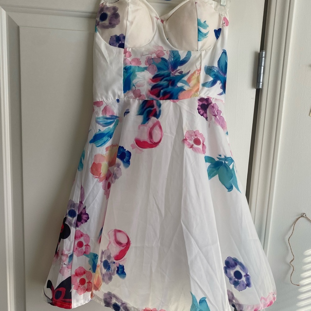 Sheer Floral strapless Dress